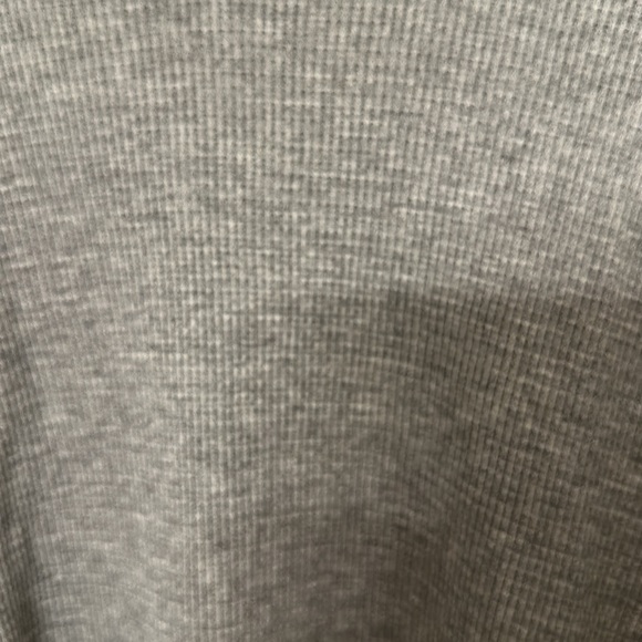 TNA women’s Medium waffle tshirt - Picture 2 of 3